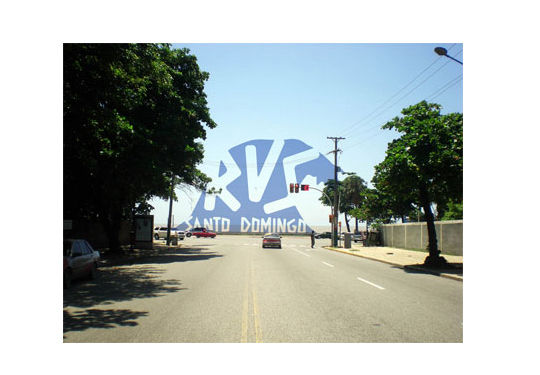 RUS SANTO DOMINGO: Tsunami de déchets