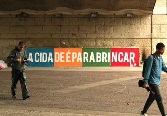 La ciudad es para jugar. Mes de la Cultura Independiente 2013.