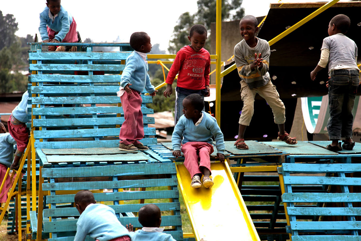 Autoparque en Addis Abeba. La casa de los Niños perdidos